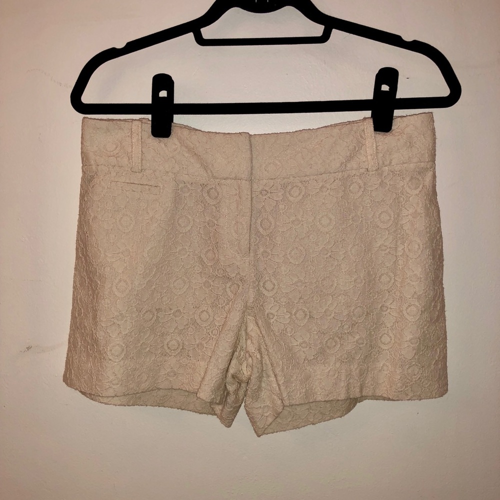Ann Taylor Loft lace white shorts Size 4